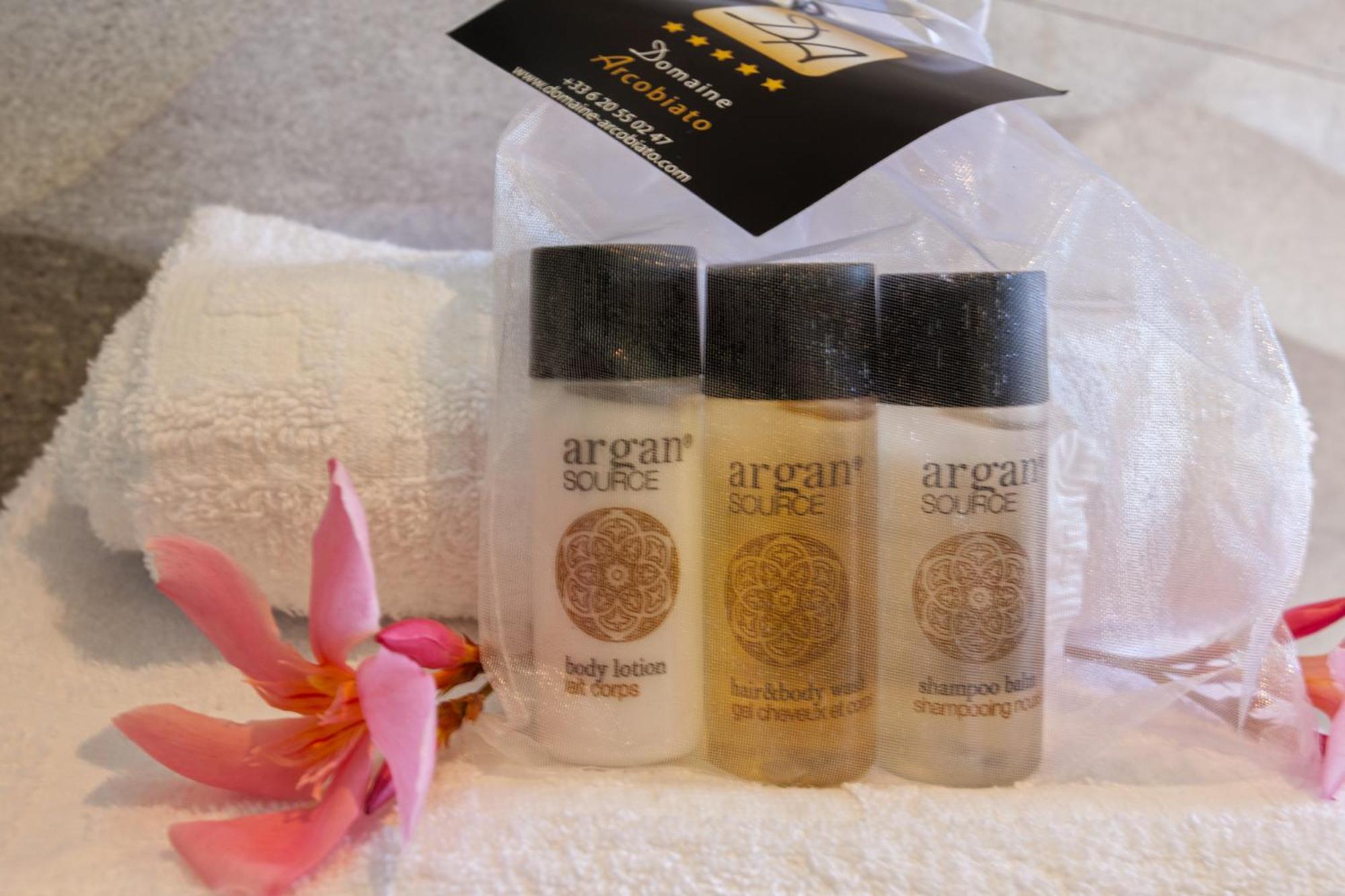 奥尔梅托Domaine Arcobiato别墅 外观 照片